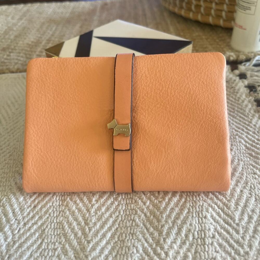 Radley London Peach small Leather Wallet NEW